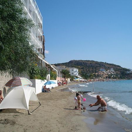 Hotel Toló Kültér fotó